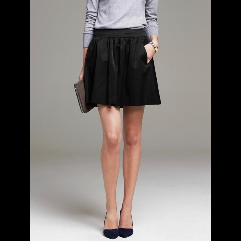BANANA REPUBLIC Shine Faille Full Skirt